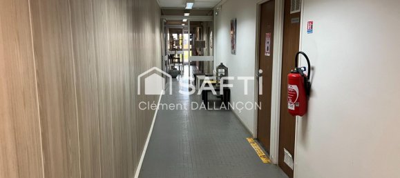 11غرفة مكتب في Saint-Quentin, France رقم 45542 5