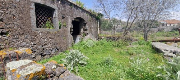 Casa de 1 dormitorio en Aci Sant'Antonio, Italy No. 338675 3