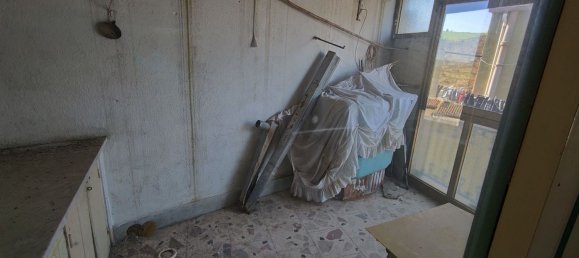 11-salle Maison à Bompietro, Italy No. 102316 26