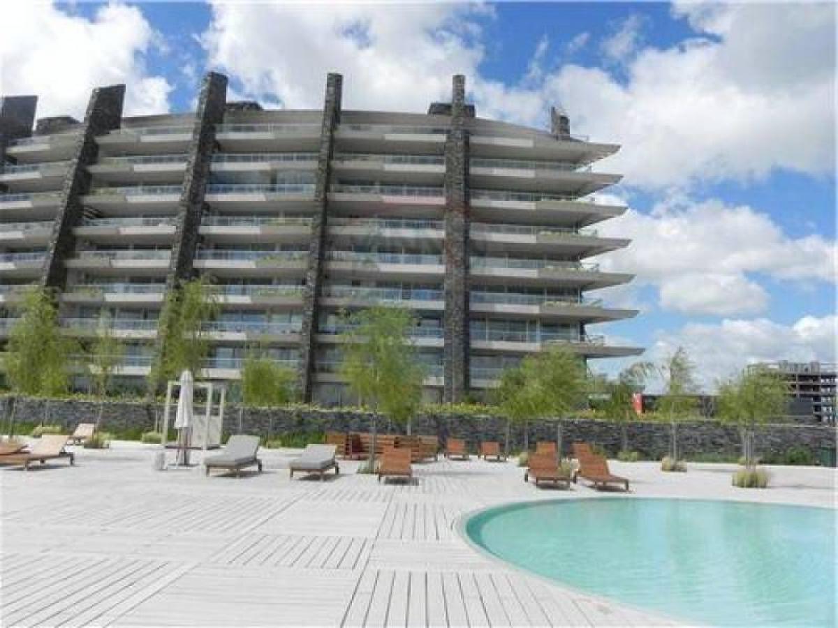 Estudio en Tigre, Argentina No. 11302