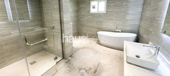 Villa T5 em Umm Suqeim, UAE N.º 99866 4