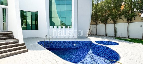 Villa T5 em Umm Suqeim, UAE N.º 99866 8