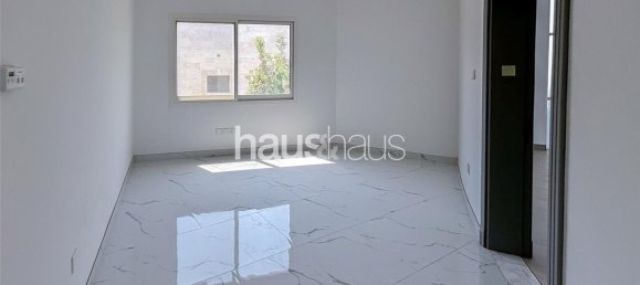 Villa T5 em Umm Suqeim, UAE N.º 99866 22