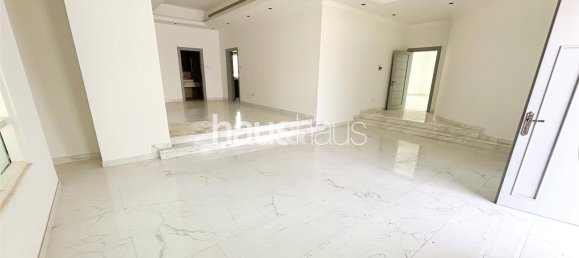 Villa T5 em Umm Suqeim, UAE N.º 99866 9