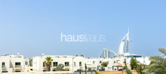 Villa T5 em Umm Suqeim, UAE N.º 99866 7