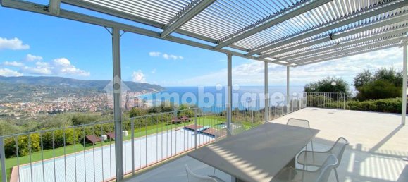 Вилла с 4 спальнями в Диано Марина, Италия № 110587 3