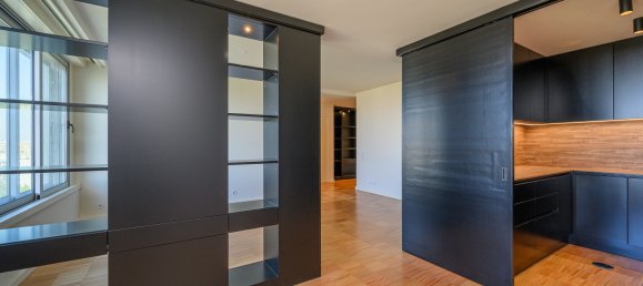 2 bedrooms Apartment in Porto, Portugal No. 39412 4