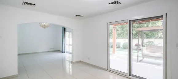 Villa de 4 dormitorios en Meadows, UAE No. 108303 3