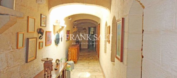 3 bedrooms Farm in Mtarfa, Malta No. 1549 12
