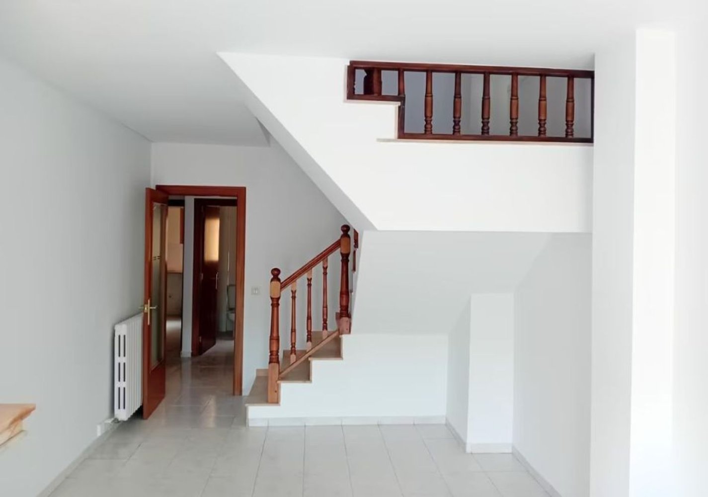 4 Schlafzimmer Doppelhaus in Lleida, Spain, Nr. 254145