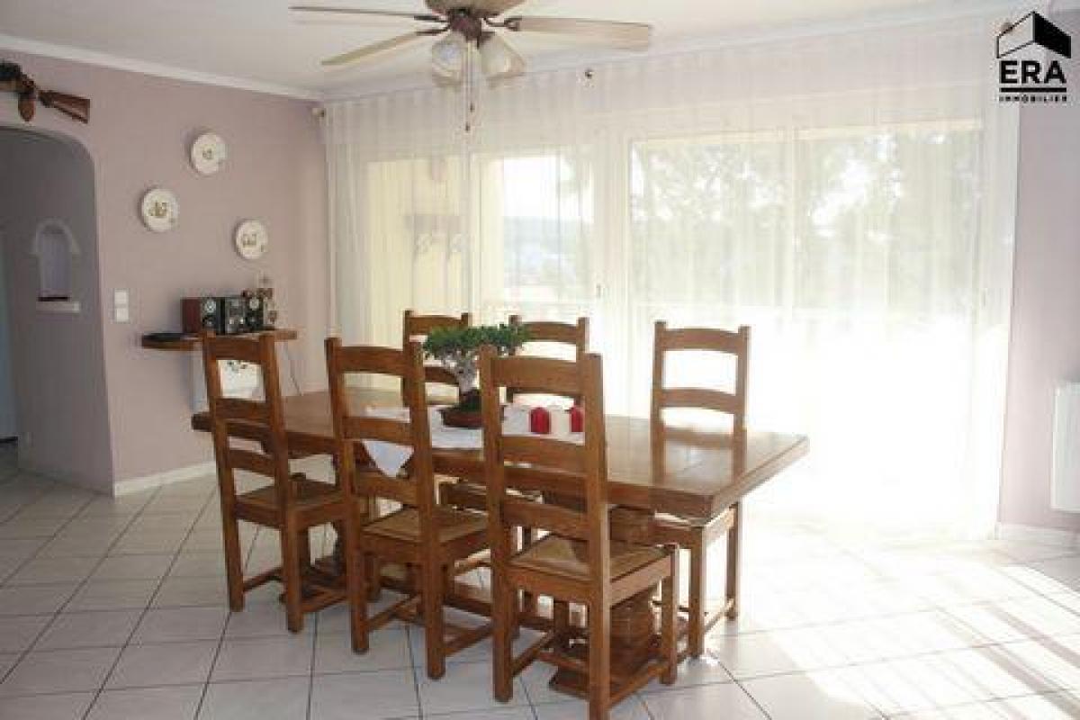 3 bedrooms Condo in Martigues, France No. 15646