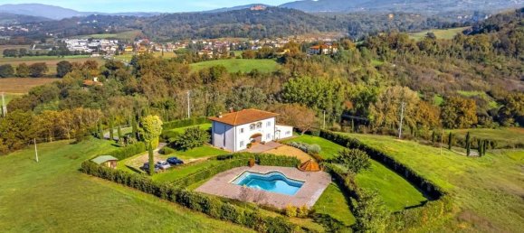 4 bedrooms Villa in Reggello, Italy No. 120168 3