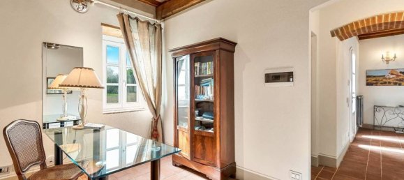 4 bedrooms Villa in Reggello, Italy No. 120168 11