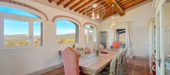 4 bedrooms Villa in Reggello, Italy No. 120168 8