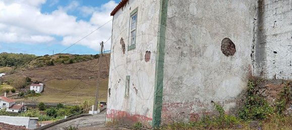 Casa de 2 dormitorios en Vila do Porto, Portugal No. 46972 3