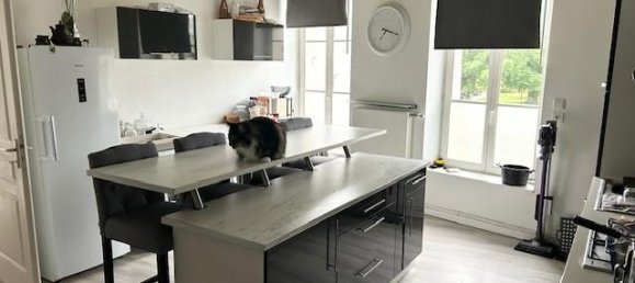 341m² Building in Laon, France No. 259091 4