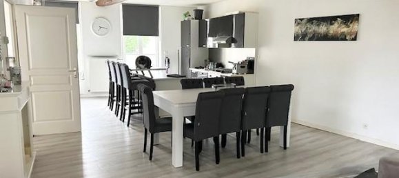 341m² Building in Laon, France No. 259091 2