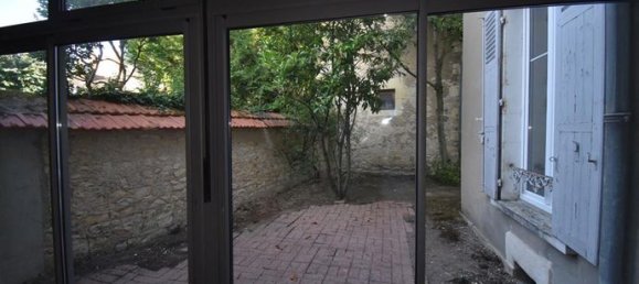 2 bedrooms Apartment in Nevers, France No. 359703 9