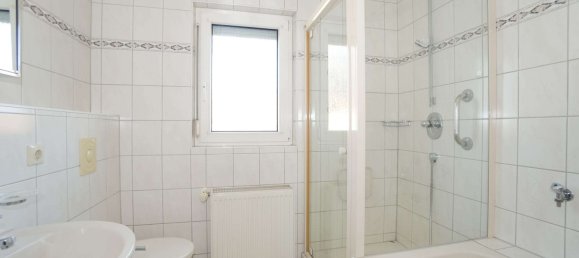 Moradia em banda de 6 divisões em Furth, Germany N.º 209884 9