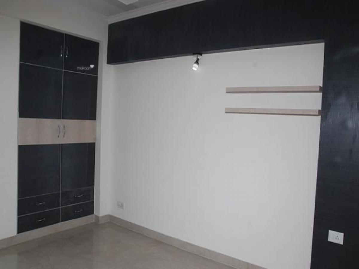 2 bedrooms House in Ghaziabad, India No. 55699
