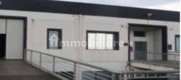 Коммерческая недвижимость 417м² в Сесту, Италия № 304842 2