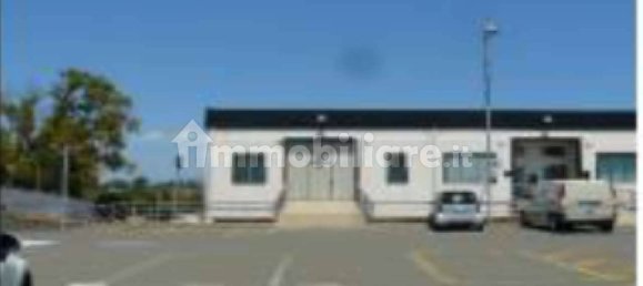 Коммерческая недвижимость 417м² в Сесту, Италия № 304842 20