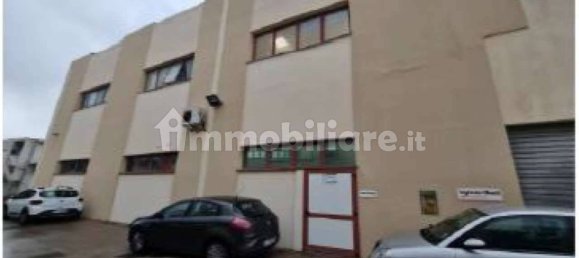 Коммерческая недвижимость 417м² в Сесту, Италия № 304842 19