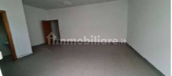 Коммерческая недвижимость 417м² в Сесту, Италия № 304842 22