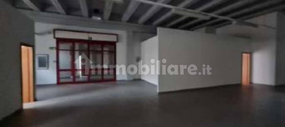 Коммерческая недвижимость 417м² в Сесту, Италия № 304842 26