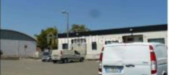 Коммерческая недвижимость 417м² в Сесту, Италия № 304842 13