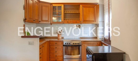 Вилла с 3 спальнями в Калоссо, Италия № 109134 7