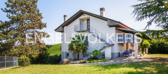 Вилла с 3 спальнями в Калоссо, Италия № 109134 3