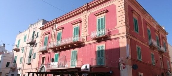 4 chambres Bâtiment à Monopoli, Italy No. 167172 2