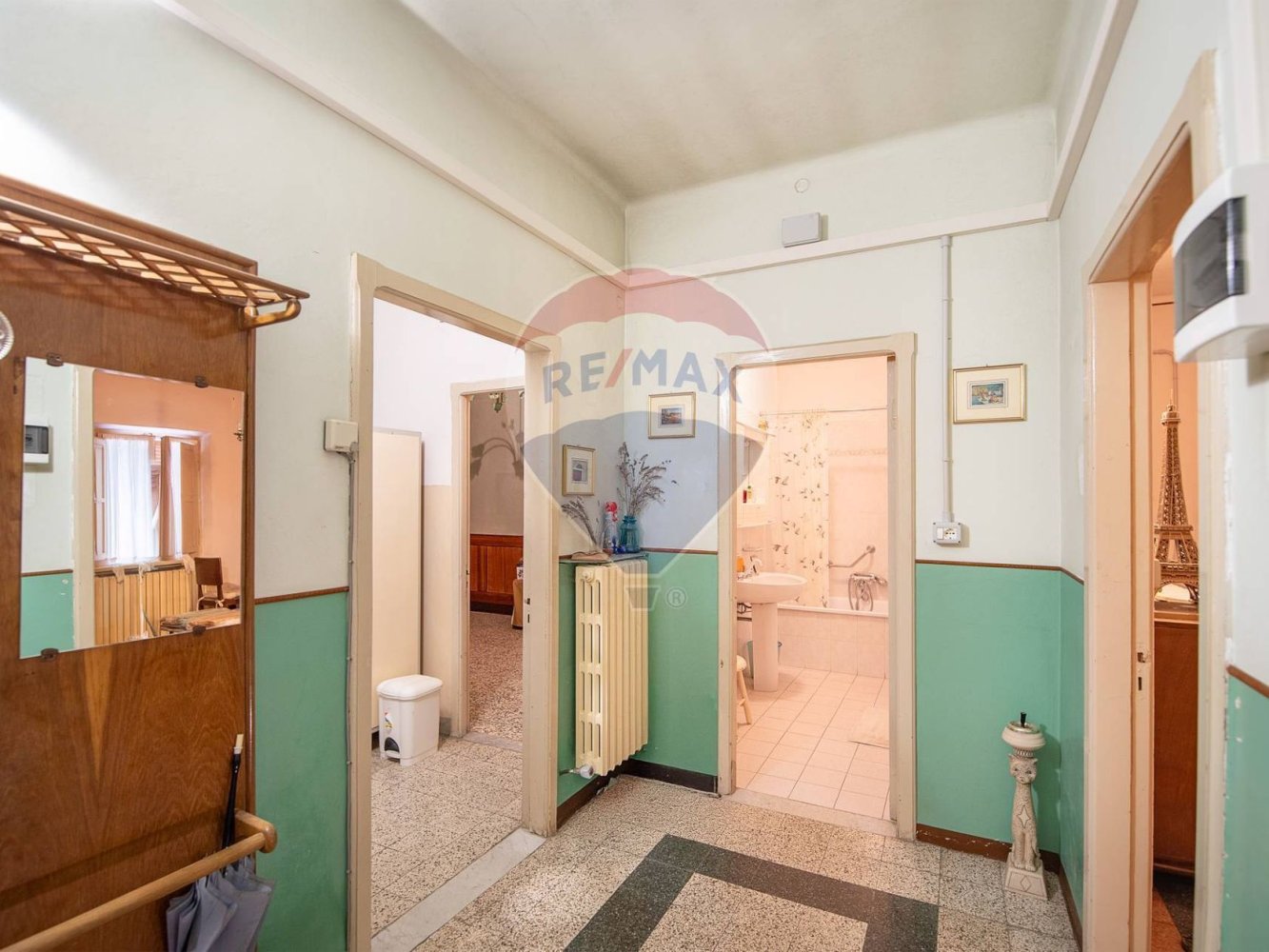 Дом с 2 спальнями в Санта Мария Нуова, Италия № 308699