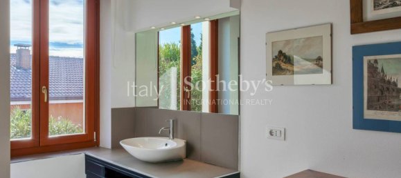 4 bedrooms Villa in Soave, Italy No. 175506 17