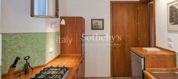4 bedrooms Villa in Soave, Italy No. 175506 13