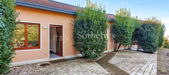 4 bedrooms Villa in Soave, Italy No. 175506 26