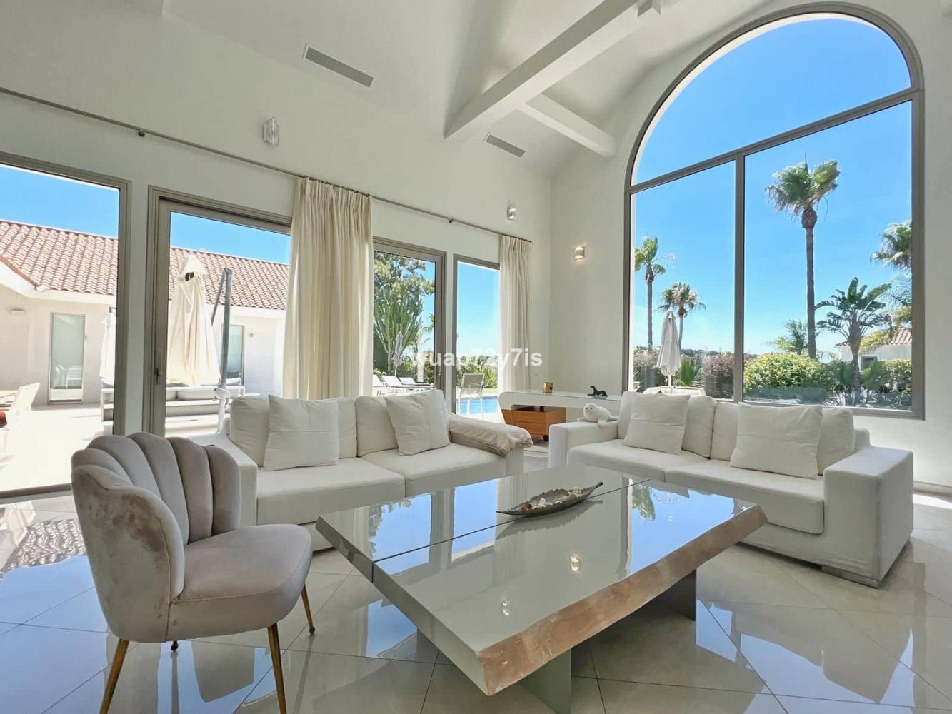 5 غرف نوم فيلا في Cadiz, Spain رقم 182706