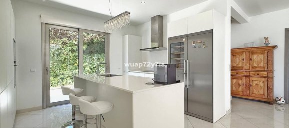 5 غرف نوم فيلا في Cadiz, Spain رقم 182706 28