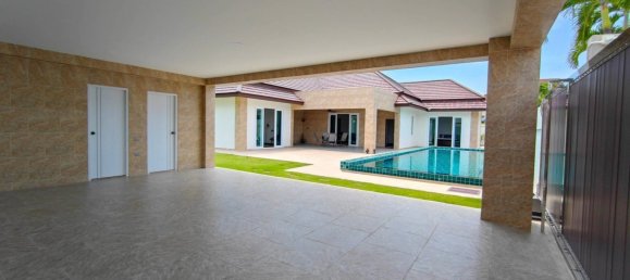 3 bedrooms House in Bang Lamung, Thailand No. 26917 5