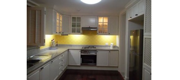 Квартира с 3 спальнями в Намтыльем, Вьетнам № 3680 2