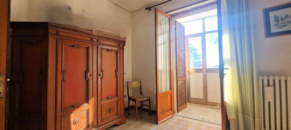 Apartamento de 4 habitaciónes en Viterbo, Italy No. 11581 6