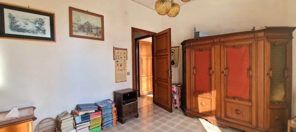 Apartamento de 4 habitaciónes en Viterbo, Italy No. 11581 9