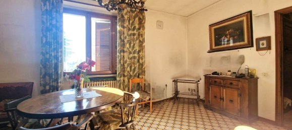 Apartamento de 4 habitaciónes en Viterbo, Italy No. 11581 2