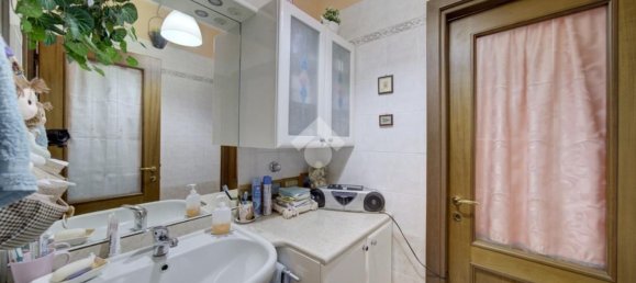 4 bedrooms Apartment in Turin, Italy No. 339593 18