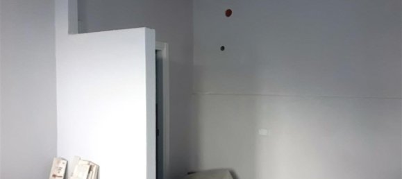 3 rooms Apartment in San Giovanni Valdarno, Italy No. 233632 12