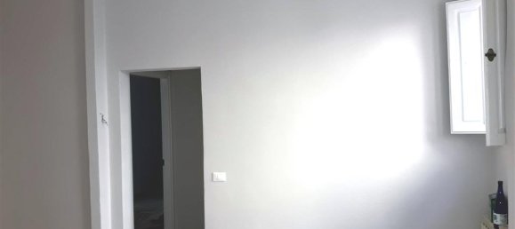 3 rooms Apartment in San Giovanni Valdarno, Italy No. 233632 11