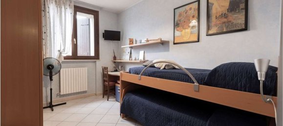 6 rooms House in Porto Mantovano, Italy No. 4040 14