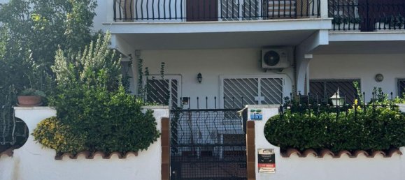 Casa de 3 dormitorios en Pomezia, Italy No. 320926 3