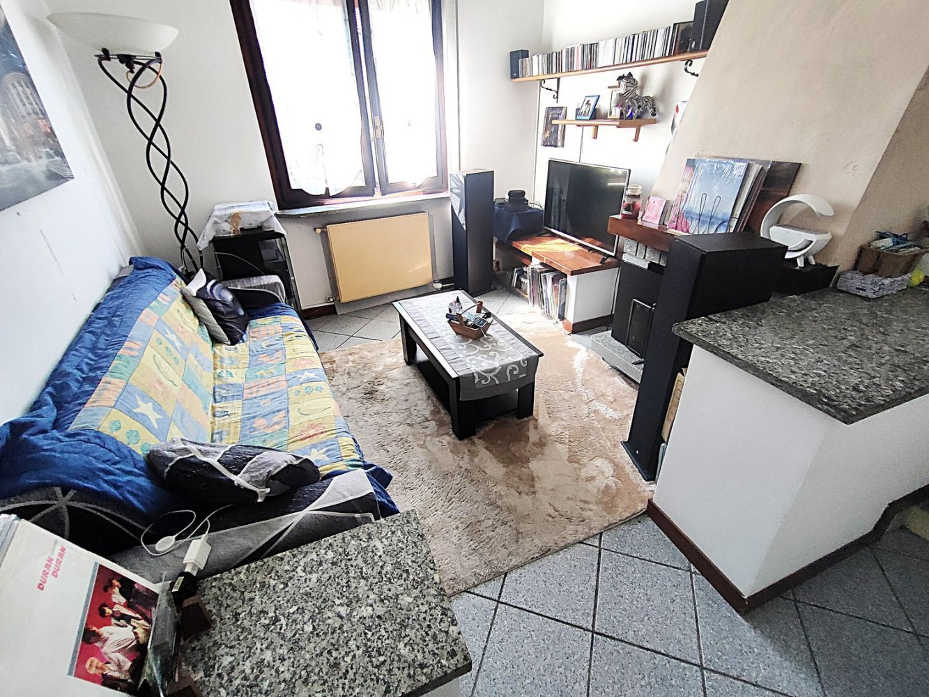 Apartamento de 3 habitaciónes en Tavernerio, Italy No. 268690
